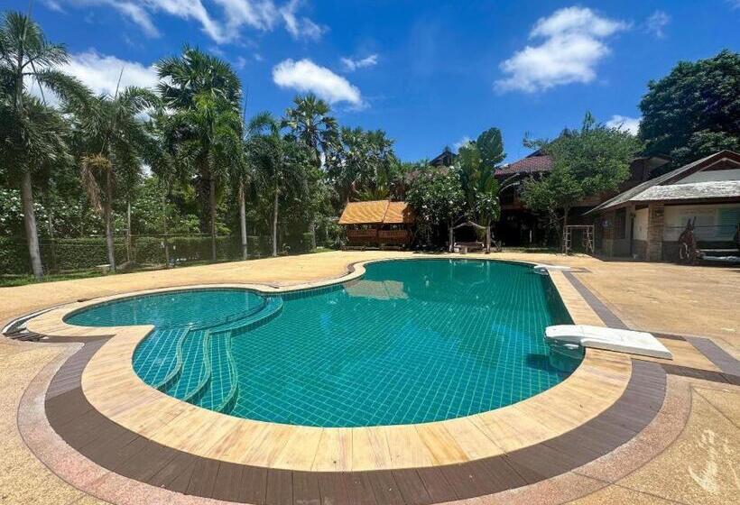 Siam River Resort