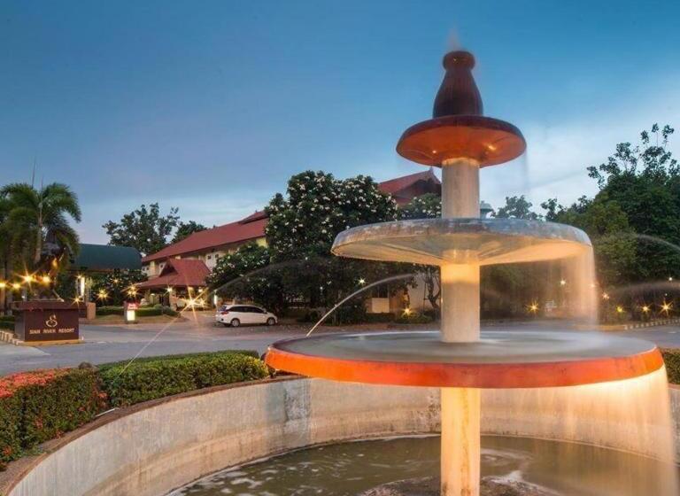 Siam River Resort