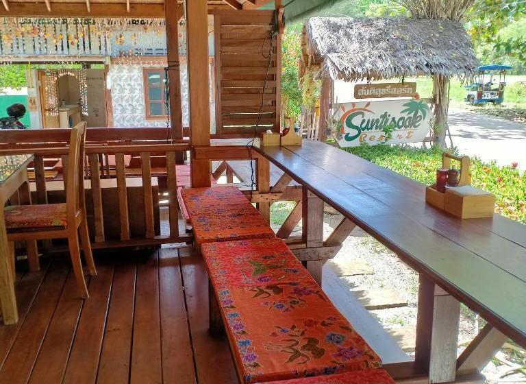 Suntisook Resort
