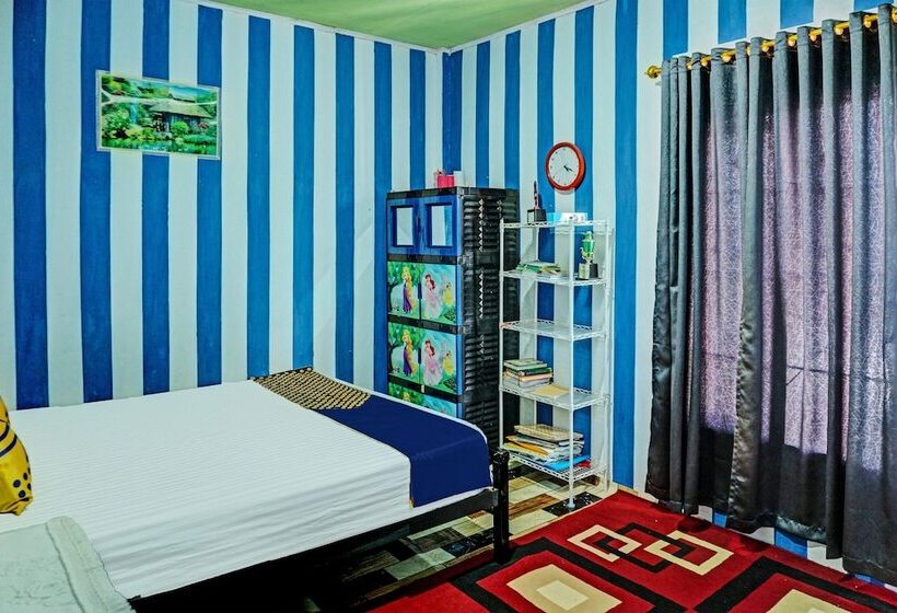 Отель Spot On 92169 Homestay Zahra Syariah