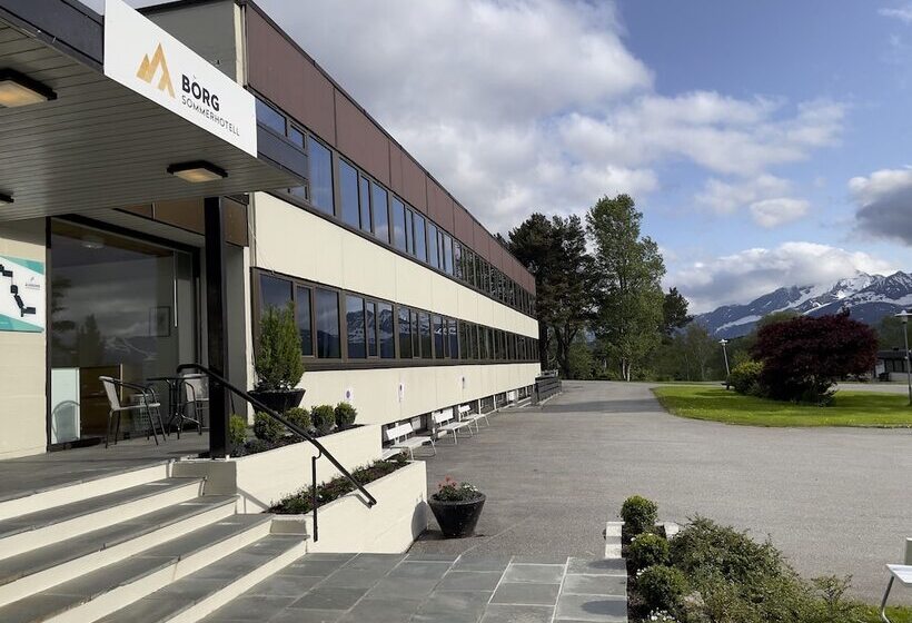 Borg Sommerhotell