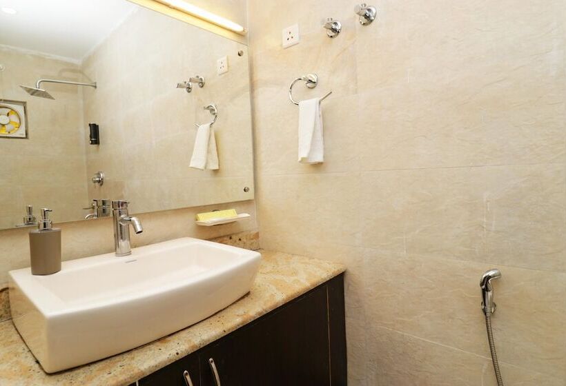 酒店 Super Townhouse Dharamshala Near Norbulingka Institute