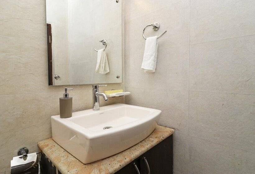 酒店 Super Townhouse Dharamshala Near Norbulingka Institute