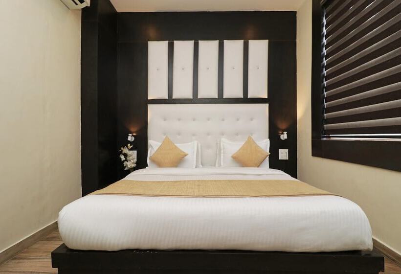 酒店 Super Townhouse Dharamshala Near Norbulingka Institute