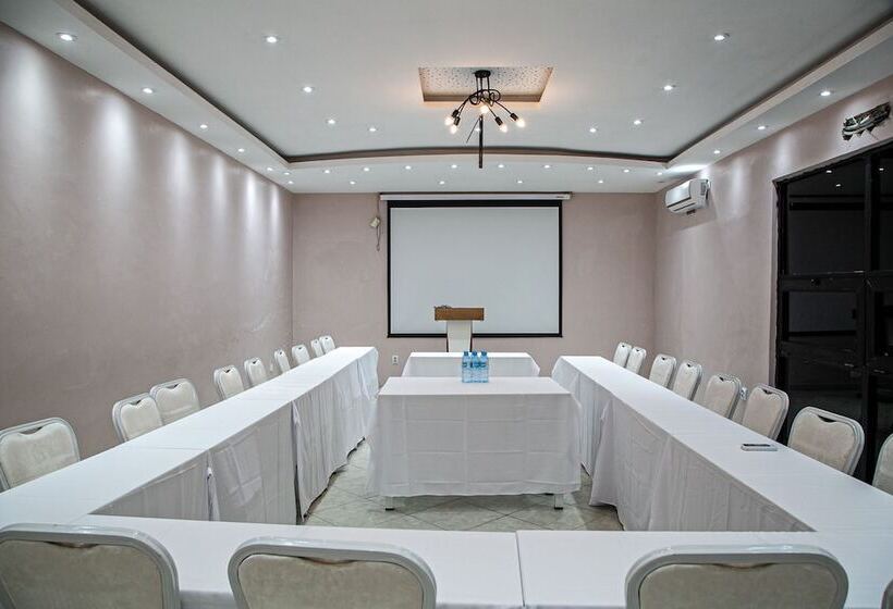 ホテル Ossanzaia Bilene Lodge