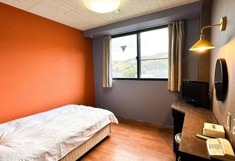 فندق Station Tajima