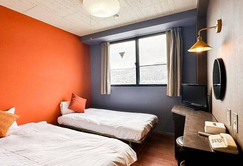 فندق Station Tajima