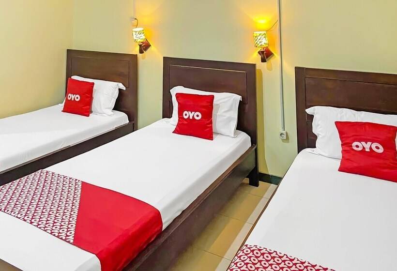 בית מלון כפרי Gajah Mada Indah By Oyo