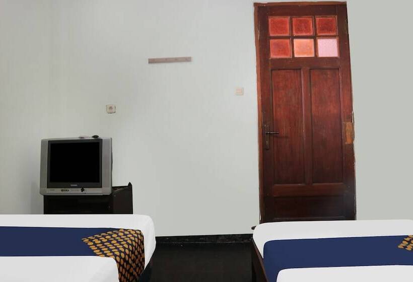 فندق Spot On 92063 Balebat Endah Syariah