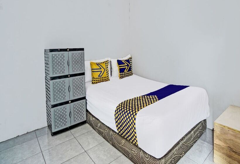 בית מלון כפרי Spot On 92086 Fun Guesthouse