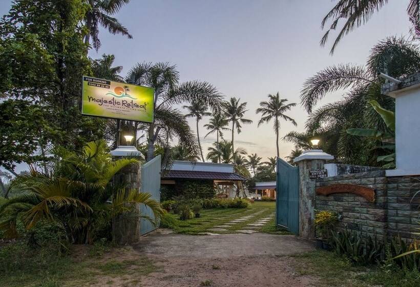 호텔 Treebo Majestic Retreat