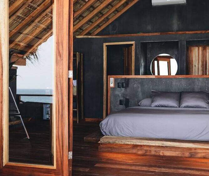 Naked Hotel Zipolite