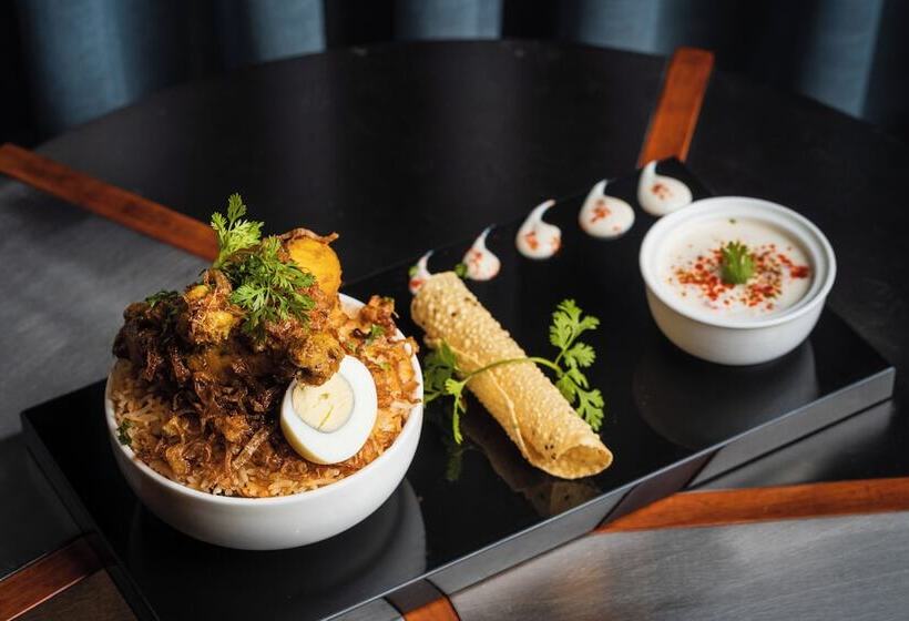 Отель De Mandarin Goa