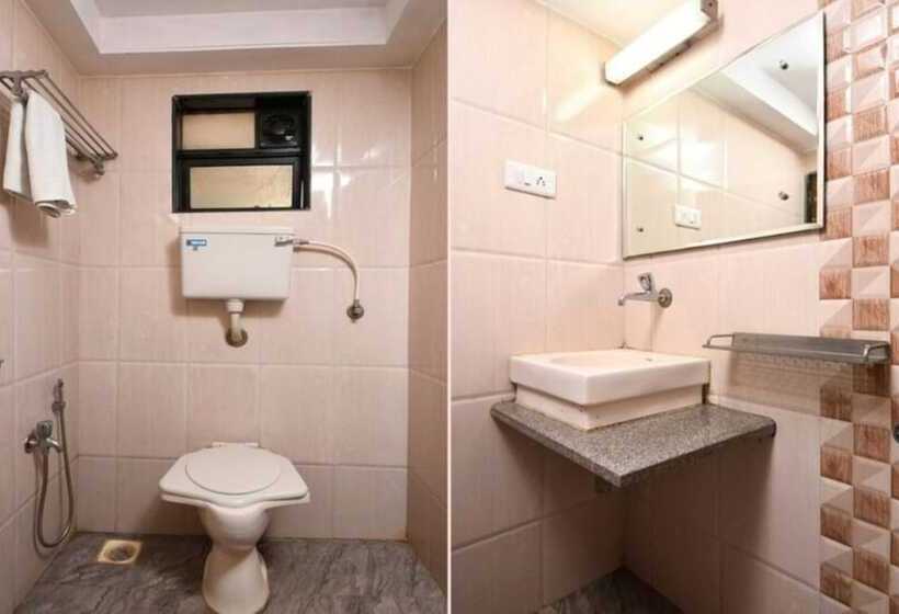 Iroomz Hotel Shree Krishna Palace