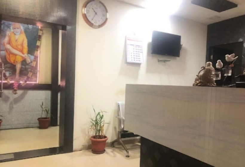 Iroomz Hotel Shree Krishna Palace