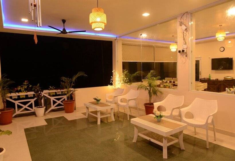 ホテル Jaldapara Forest Tourist Lodge