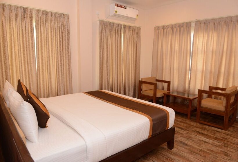 ホテル Jaldapara Forest Tourist Lodge