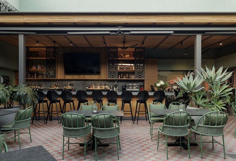 Отель Origen 438 Luxury Boutique