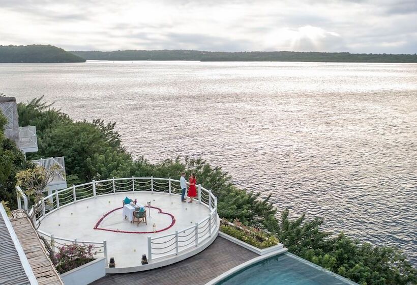 בית מלון כפרי Pramana Natura Nusa Penida