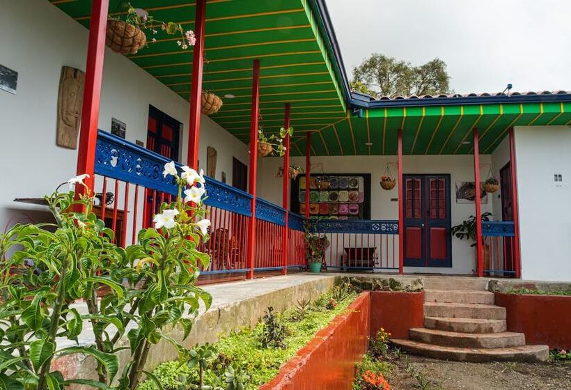 فندق ريفى Hacienda Boutique Santa Rosanna