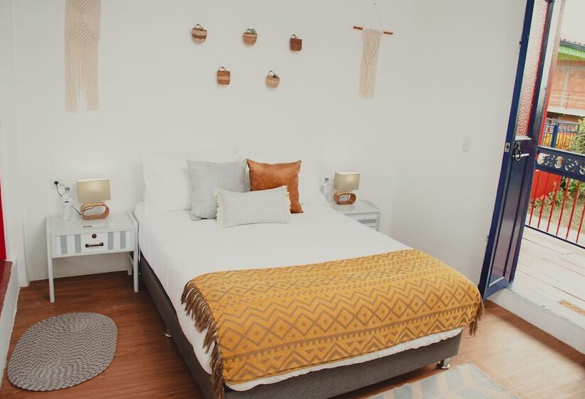 فندق ريفى Hacienda Boutique Santa Rosanna