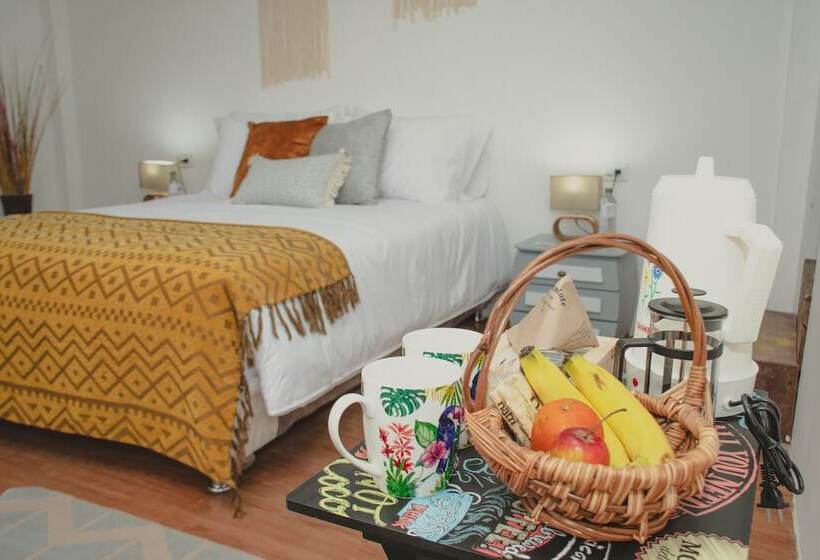 فندق ريفى Hacienda Boutique Santa Rosanna