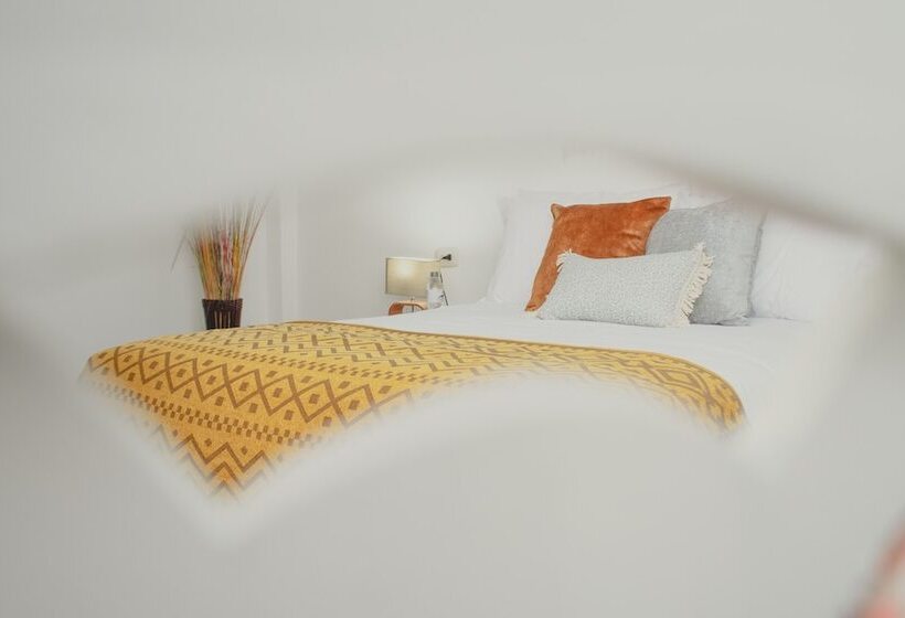 فندق ريفى Hacienda Boutique Santa Rosanna