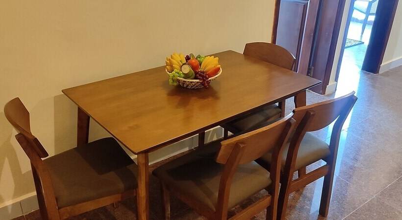 تختخواب و صبحانه Koki