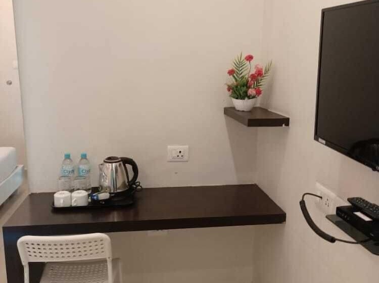 مبيت وإفطار Yuvraj Palace Inn