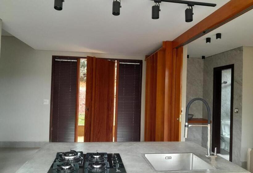 Gæstgiveri Pousada Canto Da Lua   Macacos 01