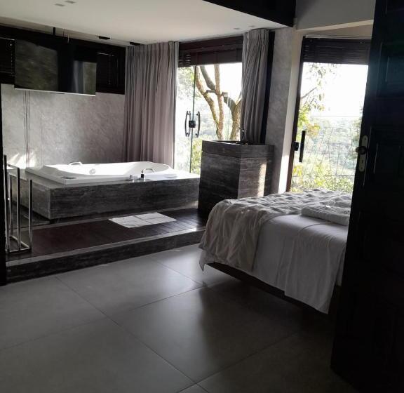 Gæstgiveri Pousada Canto Da Lua   Macacos 01