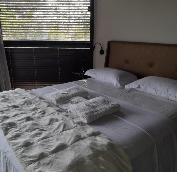 Gæstgiveri Pousada Canto Da Lua   Macacos 01