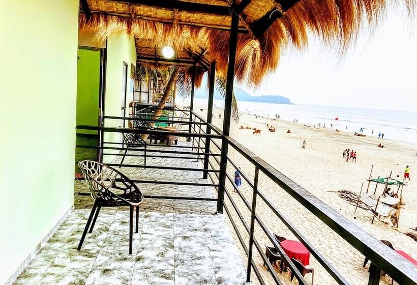 בית מלון כפרי A3 Beach Resort