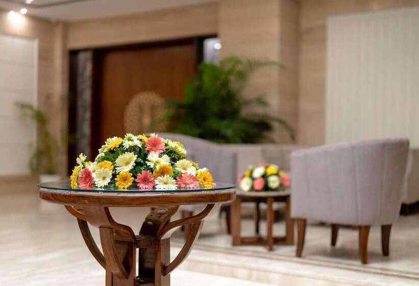 ホテル Cygnett Inn Paras