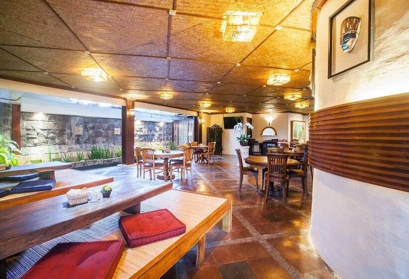 בית מלון כפרי Dwaraloka Retreat Ubud