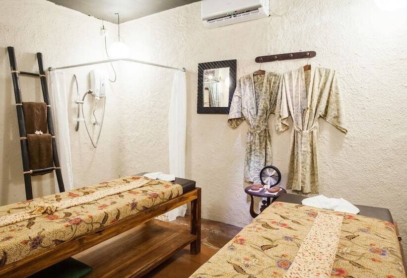 호텔 Dwaraloka Retreat Ubud