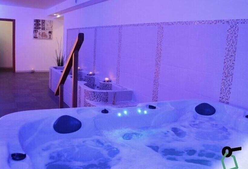 호텔 Hotiday Village Letojanni Taormina