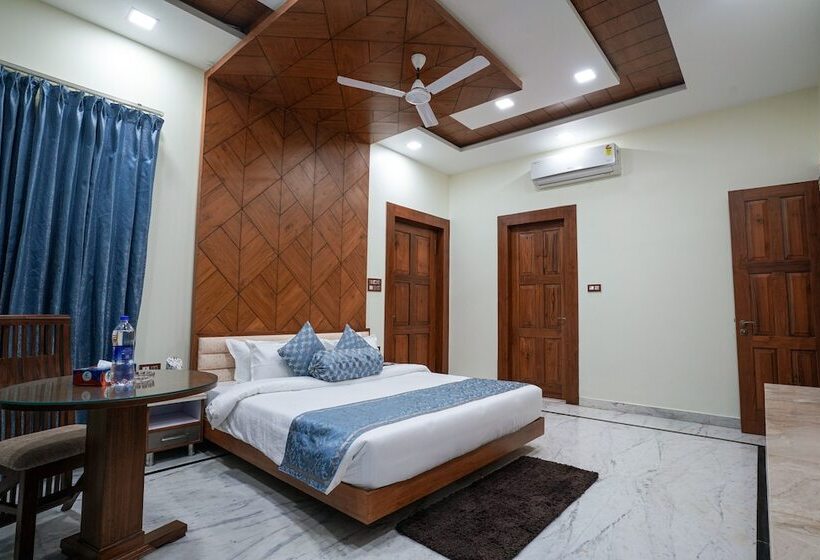 ホテル Matoshree Club And Resort