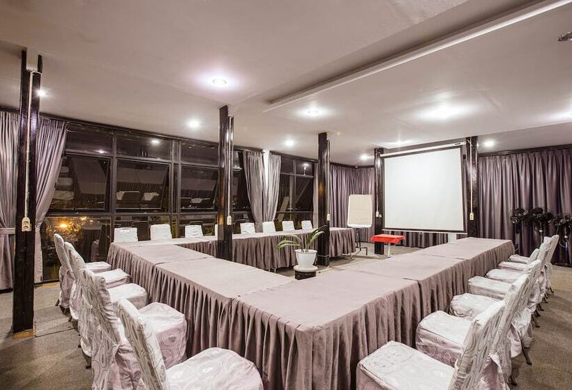 בית מלון כפרי Miracle Signature Hills