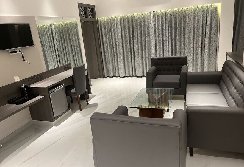 فندق Ranjitha Palace Raichur