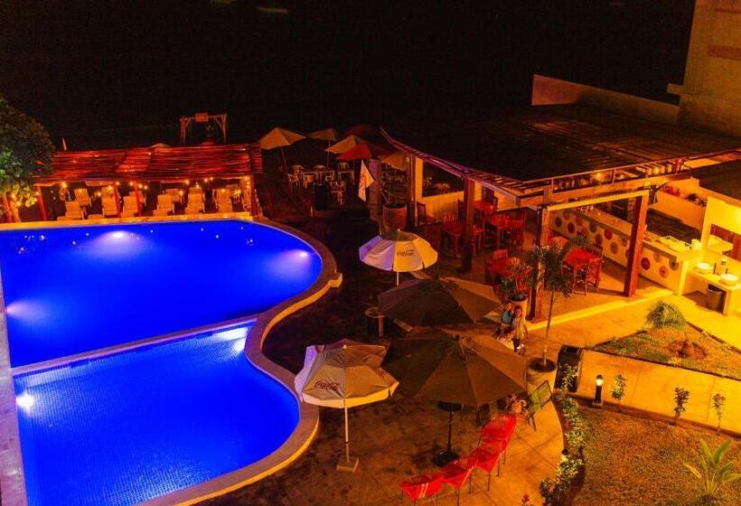 בית מלון כפרי Santa Martha Bungalows