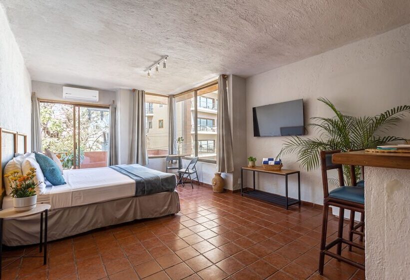 ホテル Soy Local Puerto Vallarta