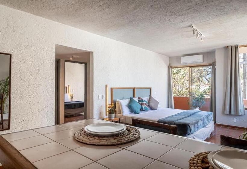 ホテル Soy Local Puerto Vallarta