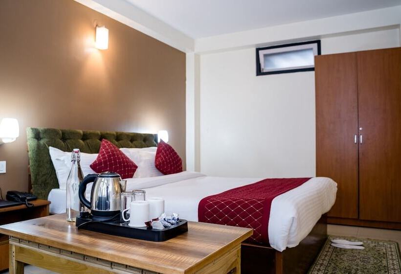 בית מלון כפרי Sparrow Juniper Tree 2 Min Walk To Mg Marg