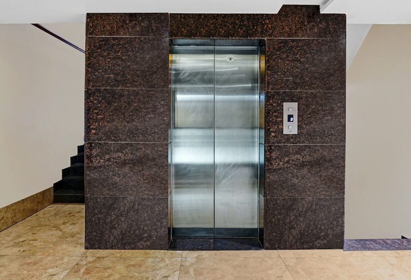 호텔 Treebo Classic Grande, Camp