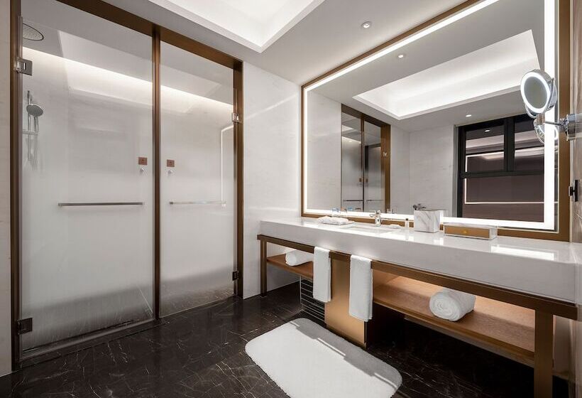 فندق Wanda Realm Chengde Jinbao