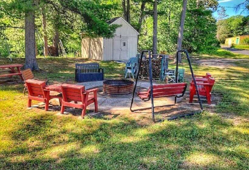 モーテル Waterway Inn