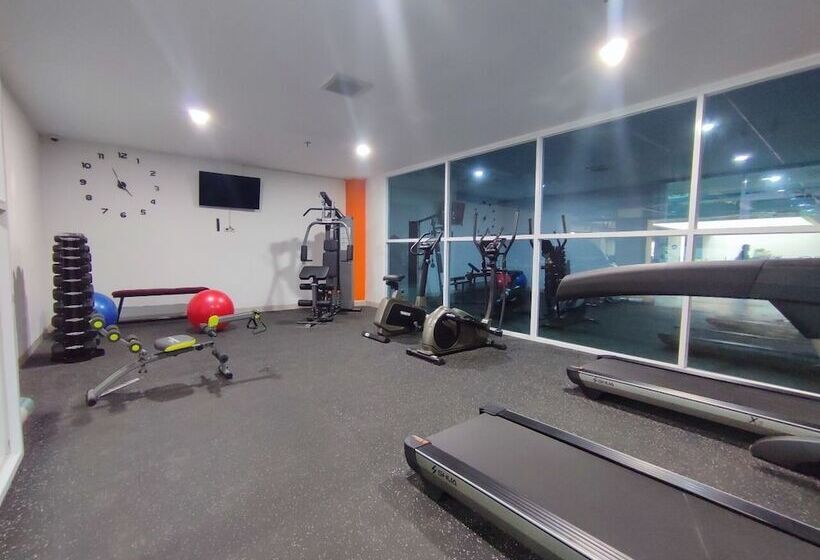 Unhas Hotel & Convention