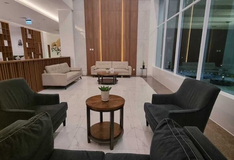 Unhas Hotel & Convention