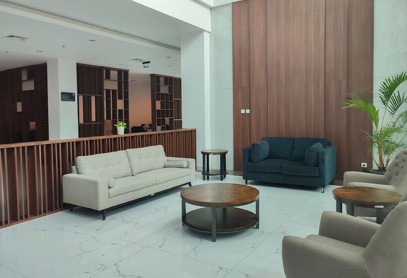 Unhas Hotel & Convention